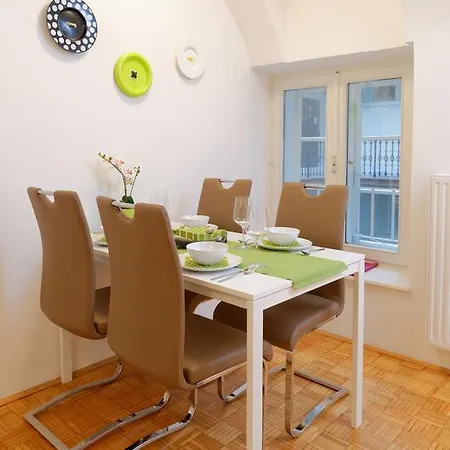 Ljubljana Center Apartments Zimmer foto