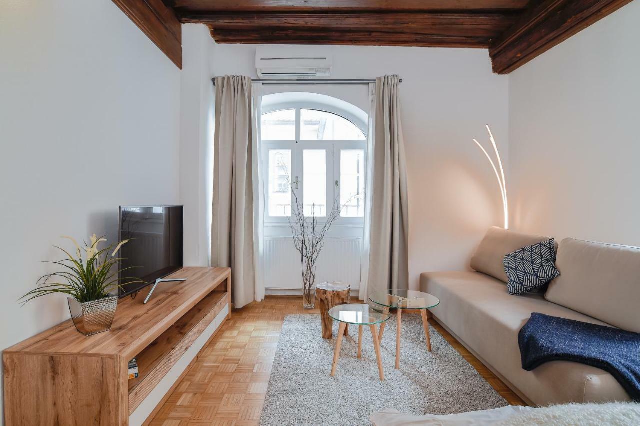Apartment Center